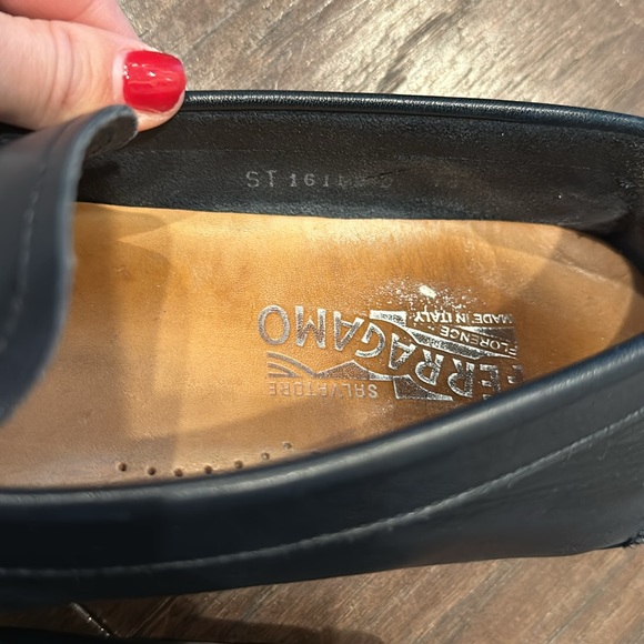 Ferragamo Men’s Loafers In Blue Size 10.5 PreLoved! - Picture 4 of 6